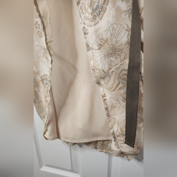 100% Silk Floral Dress - Picture 4 of 9